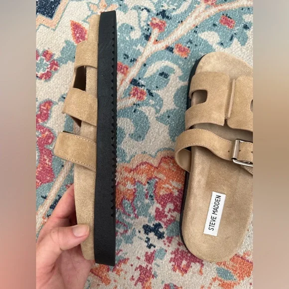 New Steve Madden Mayven Slides - Picture 4 of 5